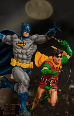 Batman & Robin by Ivan Reis - DC Comics - Art Scale 1/10 - Iron Studios