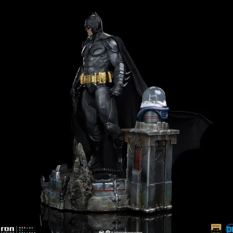 Batman Unleashed - DC Comics - Art Scale 1/10 - Iron Studios