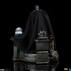 Batman Unleashed - DC Comics - Art Scale 1/10 - Iron Studios