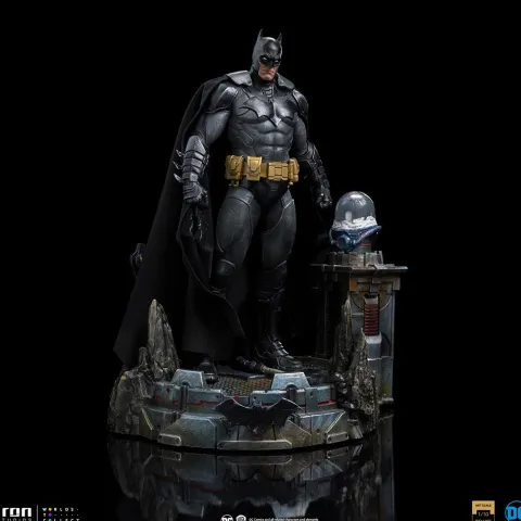 Batman Unleashed - DC Comics - Art Scale 1/10 - Iron Studios