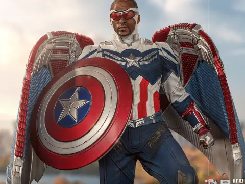 Captain America Sam Wilson (Closed Wings Version) - The Falcon and the Winter Soldier - Legacy Replica 1/4 - Iron Studios