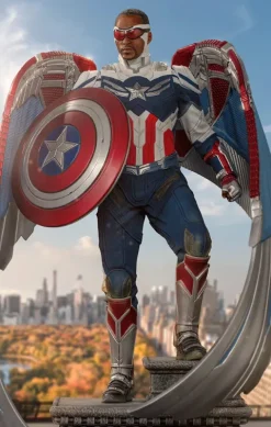 Captain America Sam Wilson (Closed Wings Version) - The Falcon and the Winter Soldier - Legacy Replica 1/4 - Iron Studios