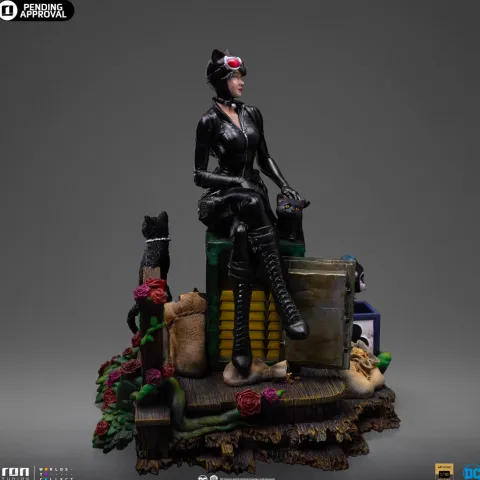 Catwoman Deluxe Gotham City Sirens Art Scale 1/10 Iron Studios