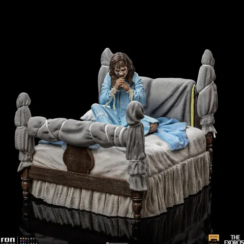 Possessed Regan Mcneil - The Exorcist - Art Scale 1/10 - Iron Studios