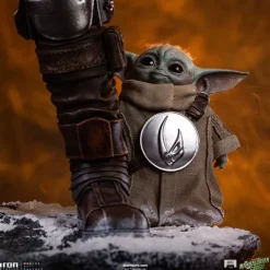Pre-Order - Statue Mandalorian and Grogu - The Mandalorian and Grogu Movie - Legacy Replica 1/4 - Iron Studios
