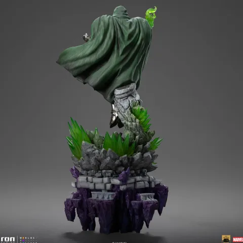 Statue Doctor Doom Deluxe - Infinity Gauntlet Diorama - BDS Art Scale 1/10 - Iron Studios
