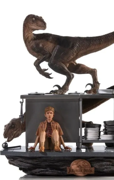 Statue Velociraptors in the Kitchen Diorama - Jurassic Park - Art Scale 1/10 - Iron Studios