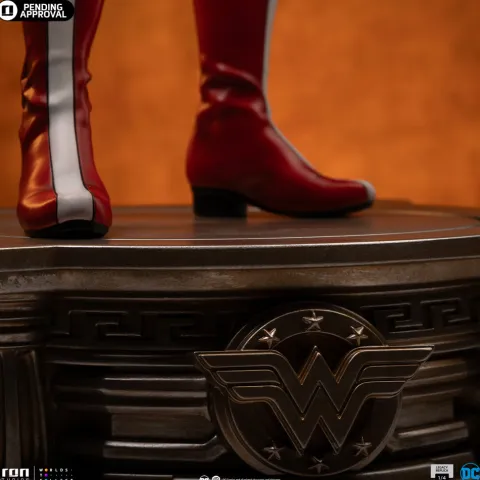 Statue Wonder Woman - DC Trinity - Legacy Replica 1/4 - Iron Studios