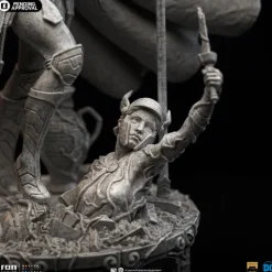 Statue Wonder Woman Unleashed Marble Variant - DC Comics - Art Scale 1/10 - Iron Studios