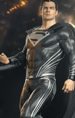 Superman Black Suit - Zack Snyder's Justice League - Legacy Replica 1/4 - Iron Studios
