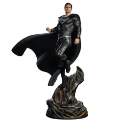 Superman Black Suit - Zack Snyder's Justice League - Legacy Replica 1/4 - Iron Studios