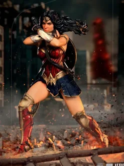 Wonder Woman - Zack Snyder's Justice League - BDS Art Scale 1/10 - Iron Studios