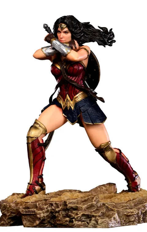 Wonder Woman - Zack Snyder's Justice League - BDS Art Scale 1/10 - Iron Studios
